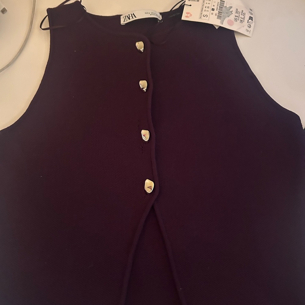 Zara Women's Burgundy Sleeveless Top